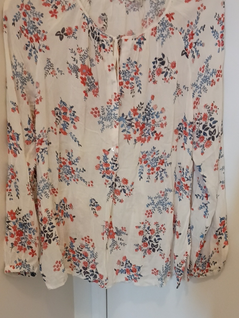 Lucky Brand Cream Top with Coral & Blue Floral Print
